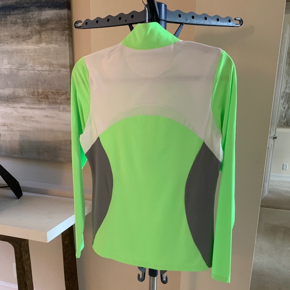 Annika Cutter & Buck Green/White/Gray Golf Top sz S/P - Picture 4 of 5